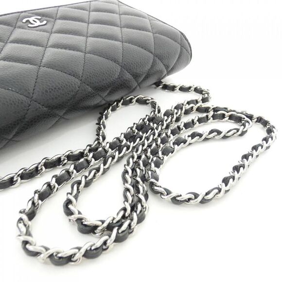 Chanel Timeless Classic Line Caviar Skin Chain Wallet